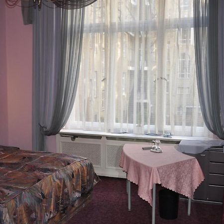 Hotel Pension Savoy Near Kurfuerstendamm برلين الغرفة الصورة