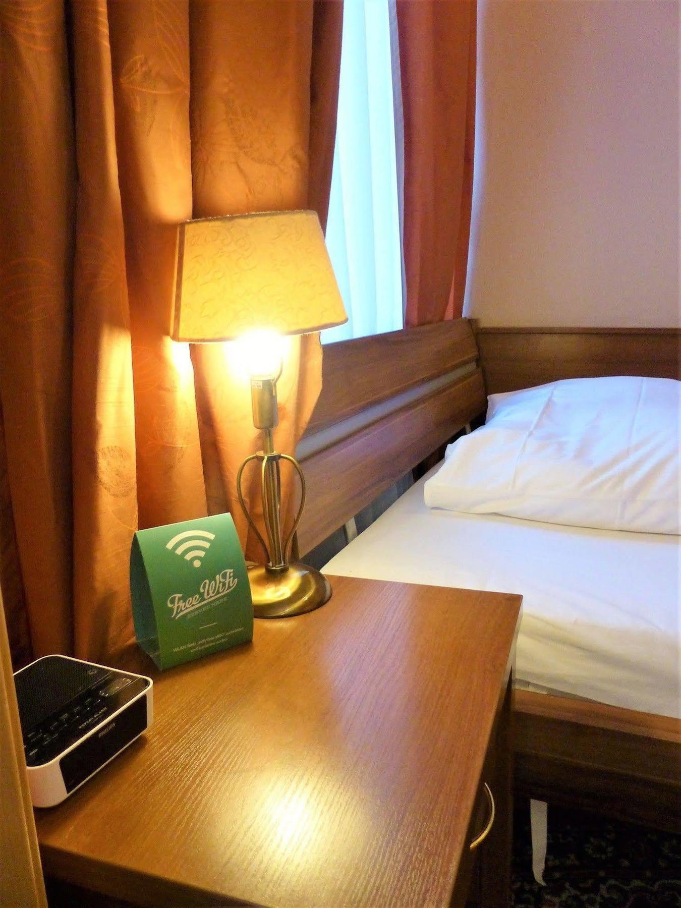 Hotel Pension Savoy Near Kurfuerstendamm برلين المظهر الخارجي الصورة